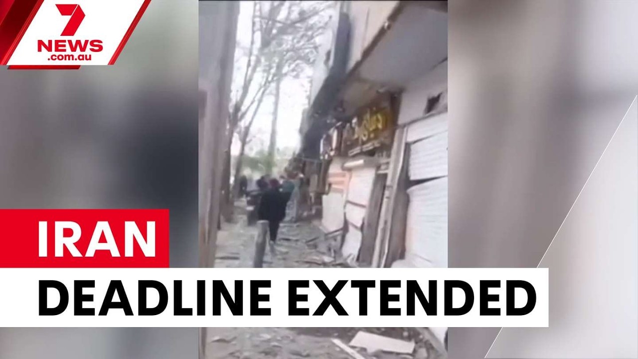 Trump extends Iran deadline amid Middle East tensions | 7NEWS