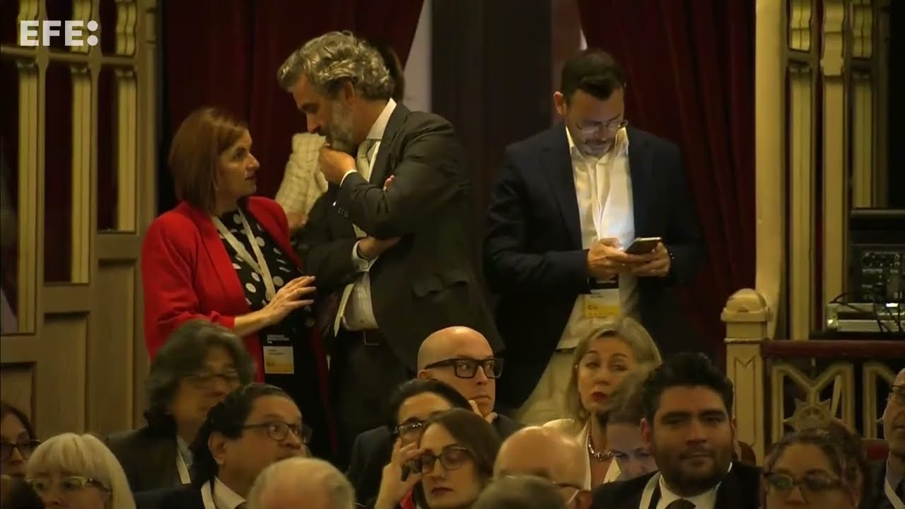 🔴📡 SS.MM. los Reyes presiden ceremonia inaugural del IX Congreso Internacional de la Lengua Española