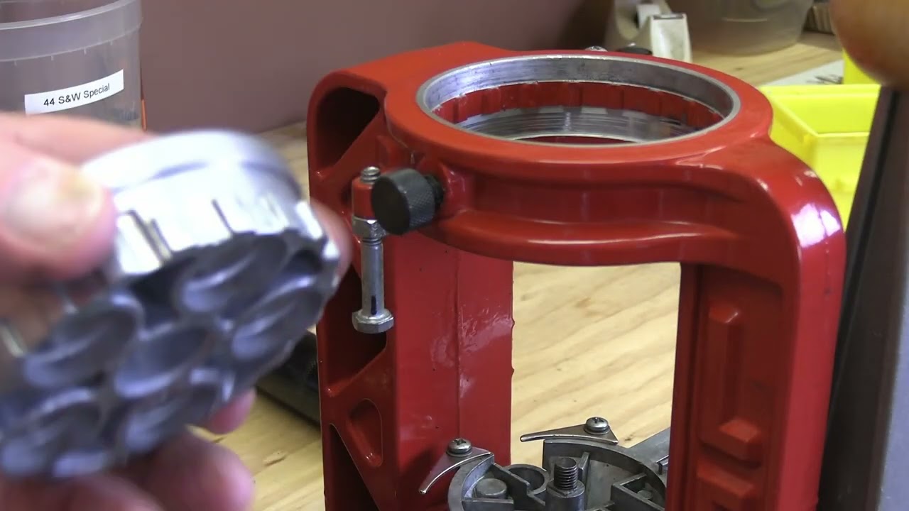 How to Set Up a Lee Load Master Progressive Press