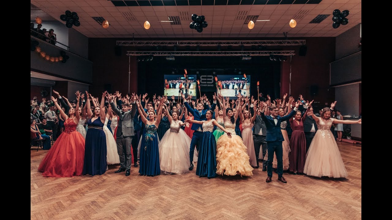 Maturitní ples GaSOŠE Sedlčany 2019 | Nástup