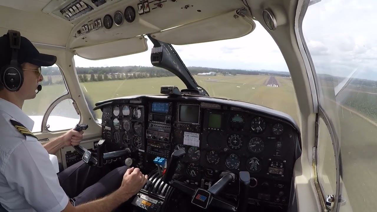 Landing a Chieftain - one from a while back, pre-glass cockpit!