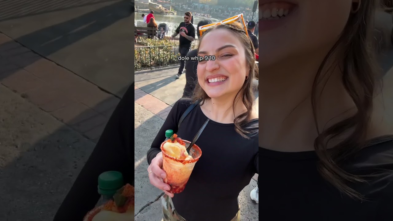 WHAT I EAT IN A DAY AS A VEGAN: DISNEYLAND EDITION 🐭🍭🎢