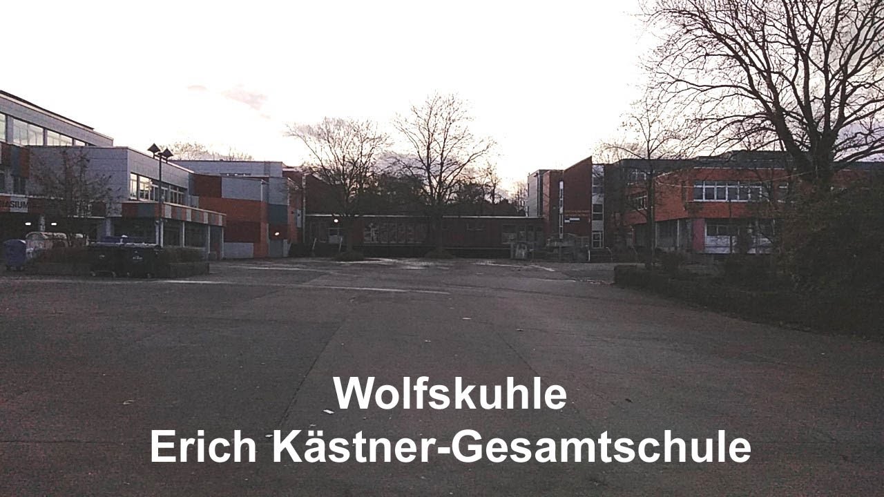 Walk through Essen-Freisenbruch 2/ with historic film footage