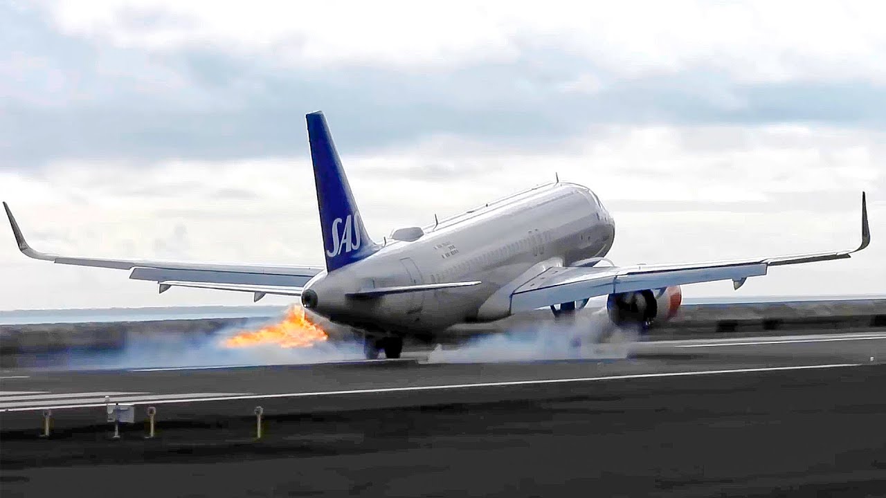 Hard Landing Breaks Plane