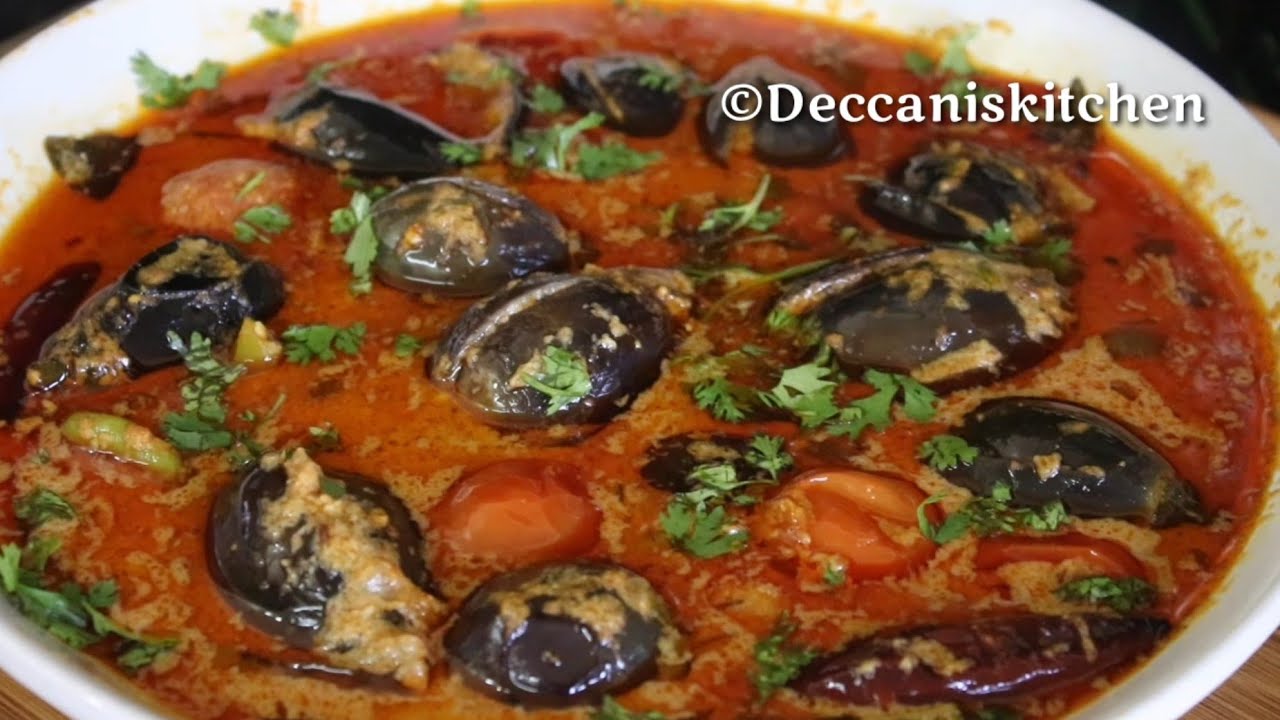 Hyderabad's Famous Baghare Baigan| Authentic Bagaare Baingan Recipe in Hindi Urdu