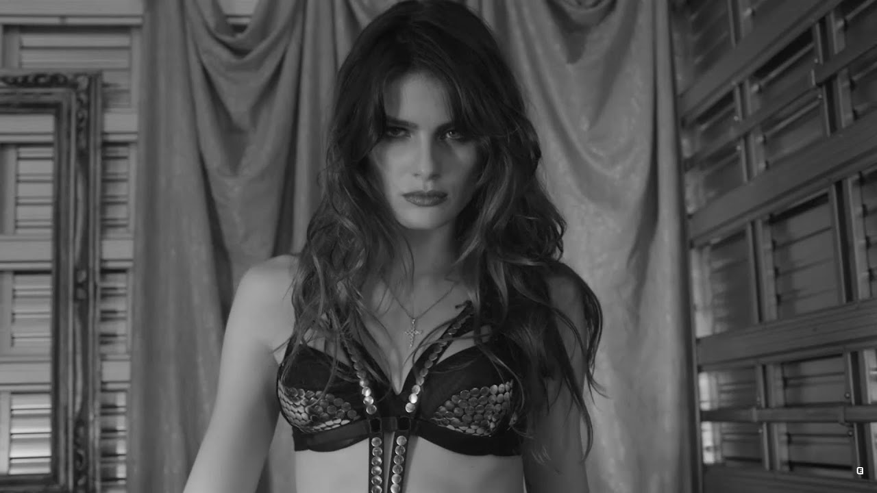 Isabeli Fontana. HD   Lake Of Tears - Come Night I Reign