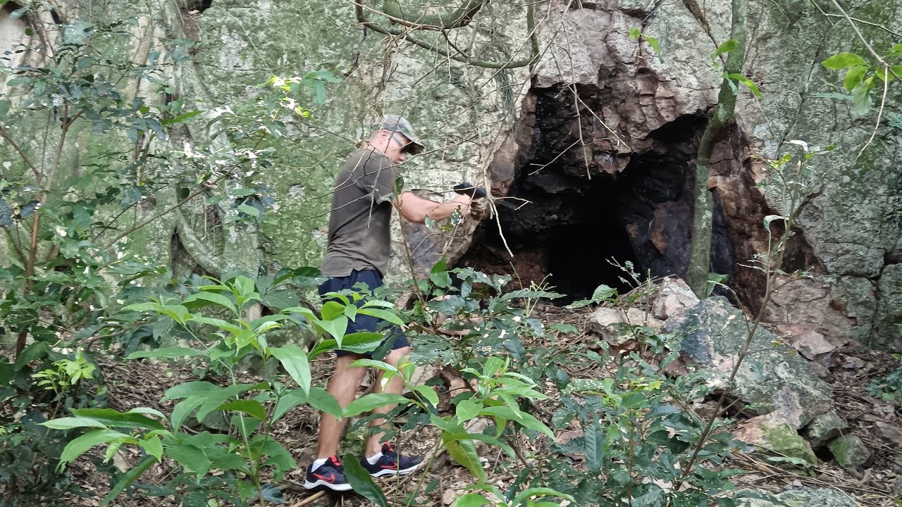 Tesoro de la Cueva - GEOLOCATOR EVOLUTION BRITBE