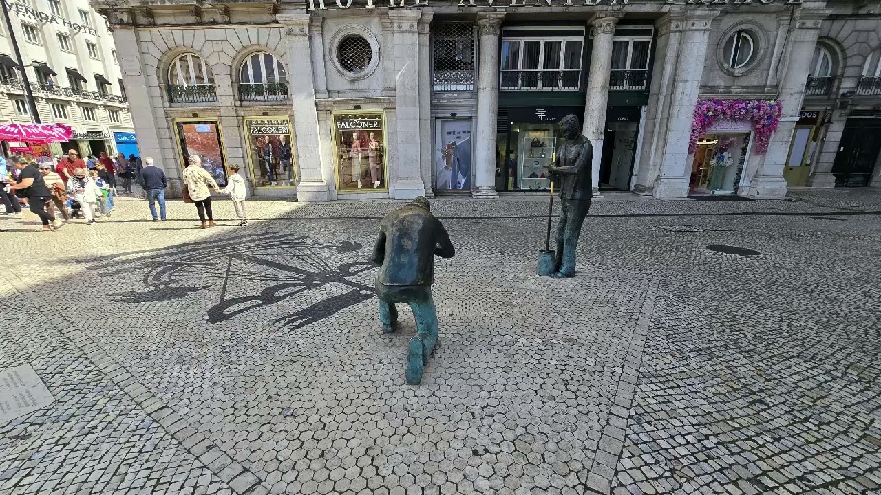 Lisbon, Restauradores