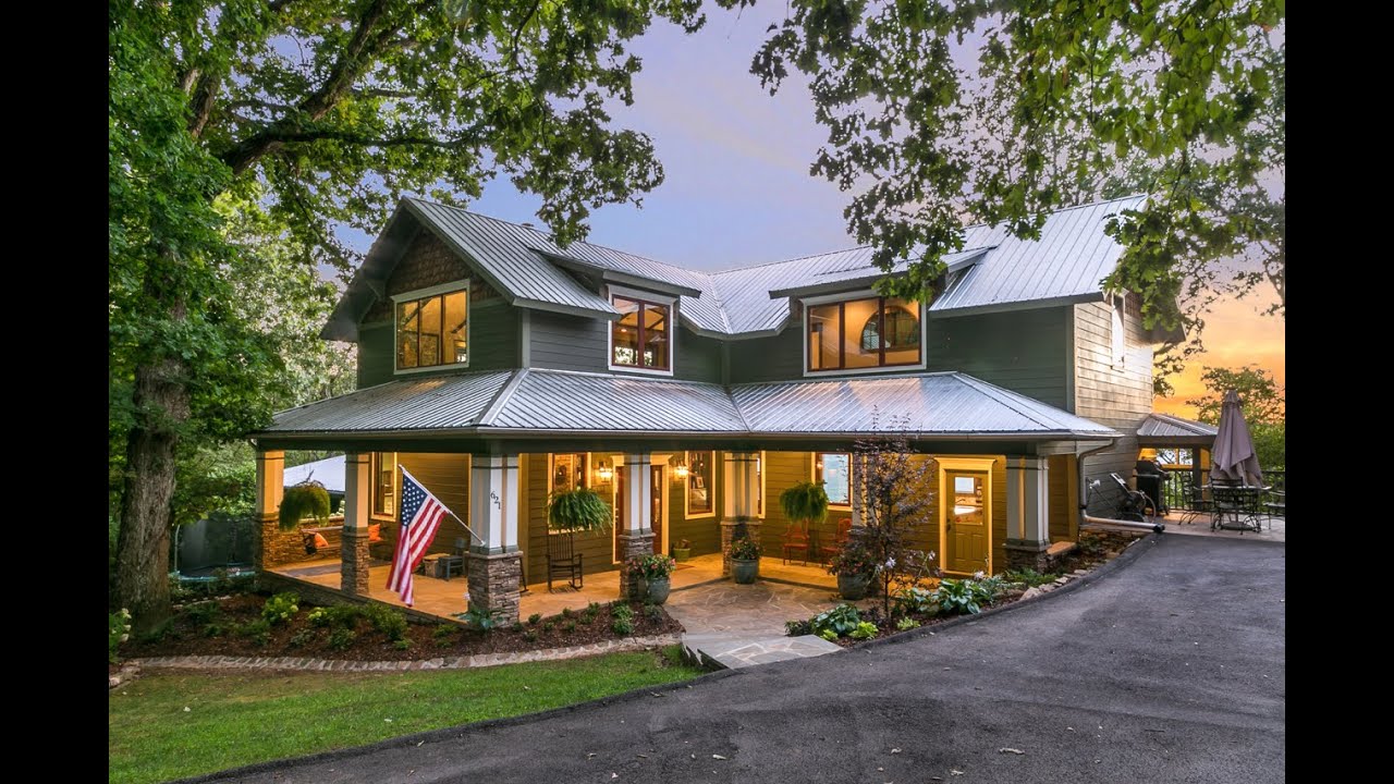 Lookout Mountain, Bluff View Home for Sale - 621 Frontier Bluff Road Lookout Mountain, GA 30750