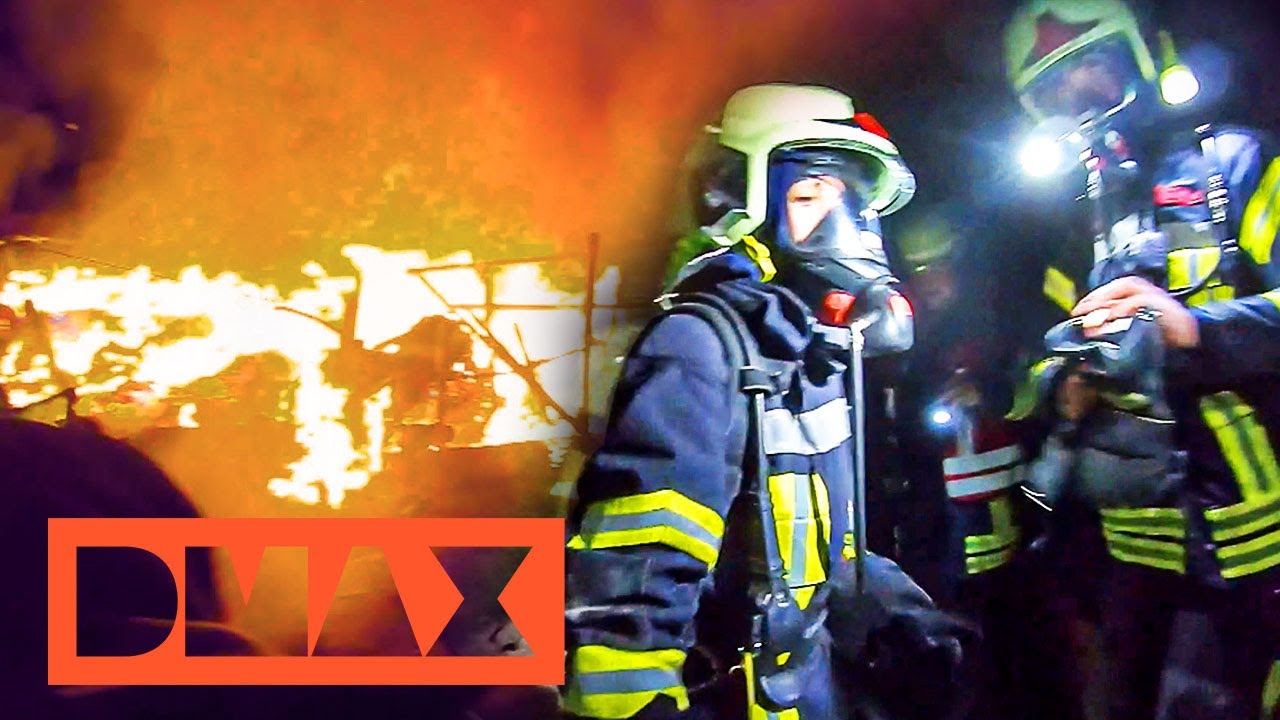 Feuer auf dem Campingplatz! | 112: Feuerwehr im Einsatz | DMAX Deutschland