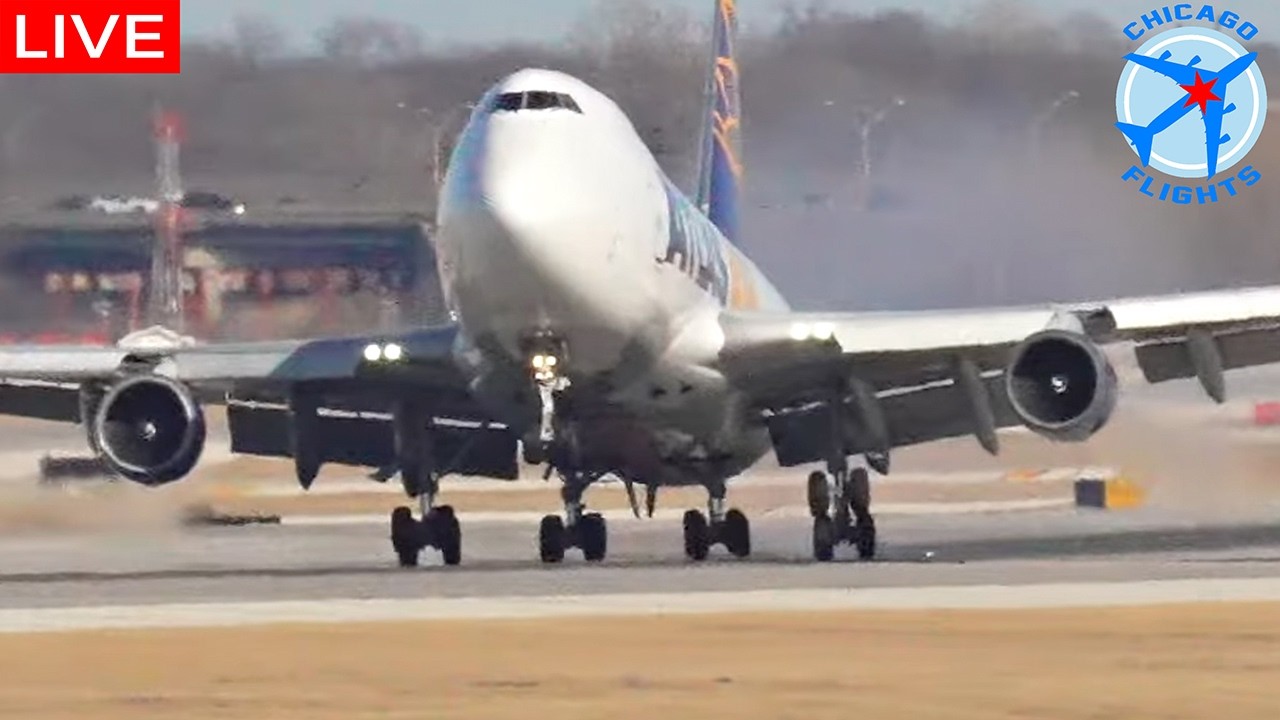Caught Live: BIG PLANE Touch & Go (Atlas Air 747-400F) During a Windy Day at O'Hare Airport | Avgeek