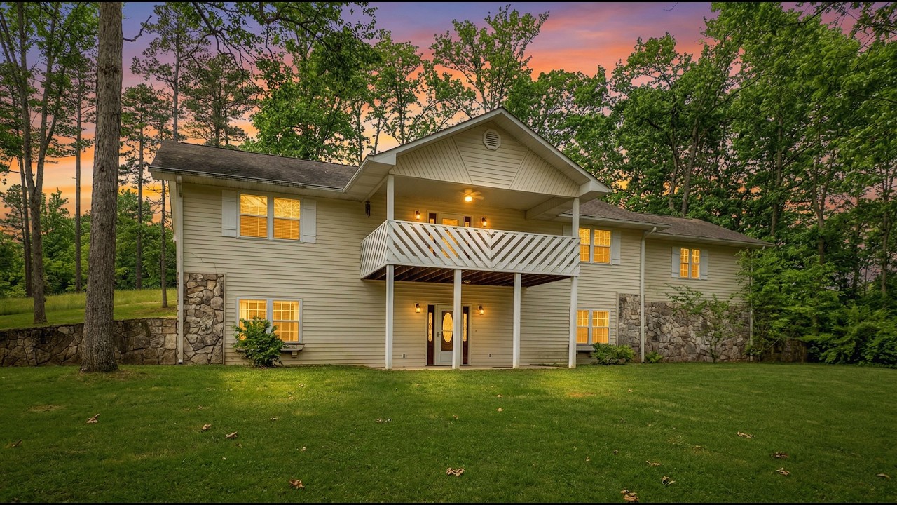 Country Home Near the Current River | 170 Private Road, Van Buren, Missouri