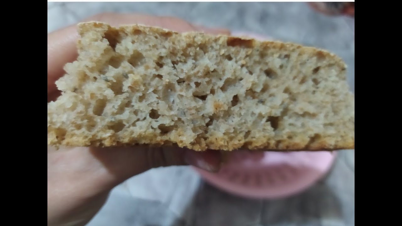 خبز القمح الكامل بالخميرة الطبيعية و بذور الشيا