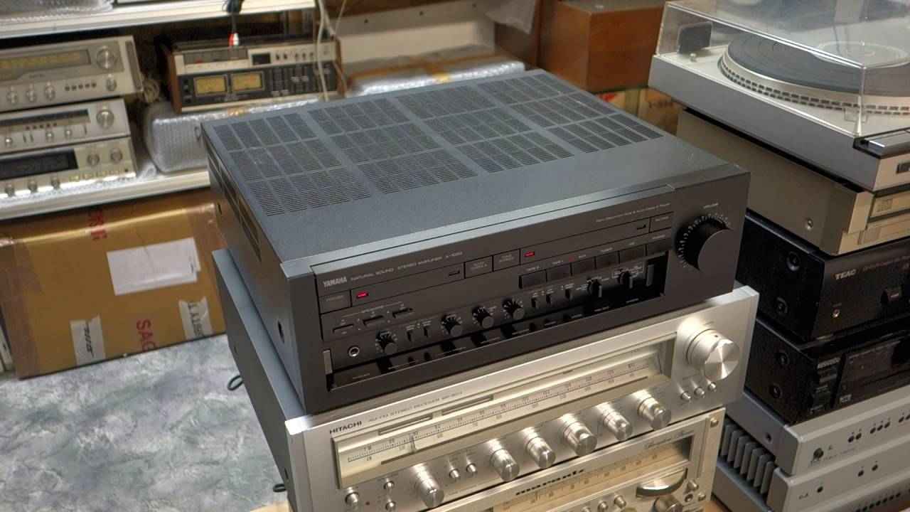 Yamaha A 1020