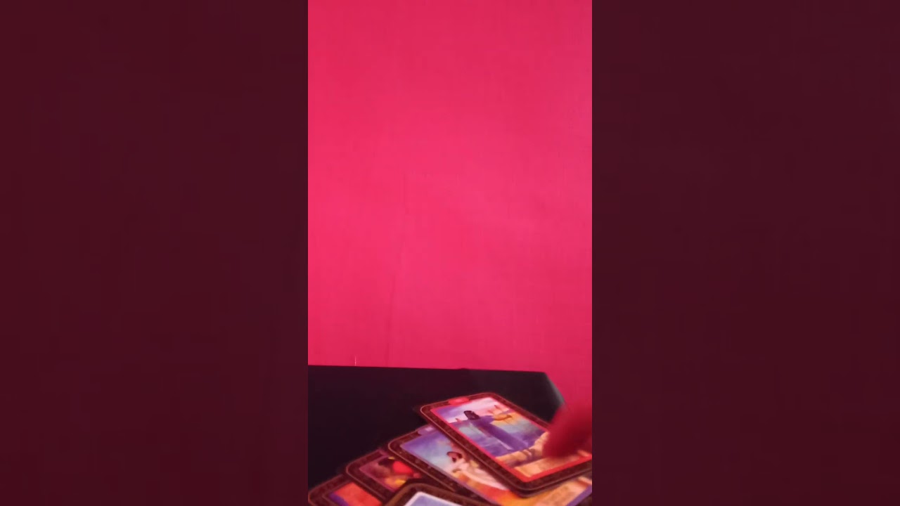 რას ფიქრობს როცა გითვალთვალებთ??🙊🙊@tarospasuxebi9611