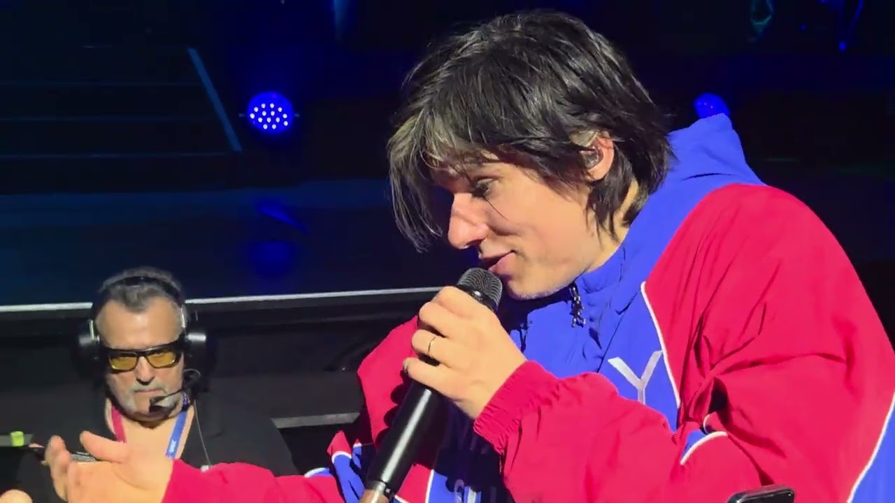 ORELSAN.  La Terre est ronde. LYON