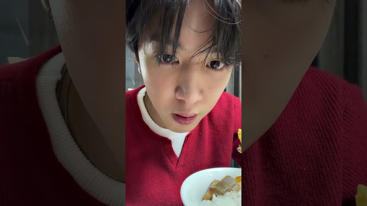 160226 Chen Zheyuan's Weibo Live Streaming on Chinese Happy New Year Eve. #ChenZheyuan #陈哲远 