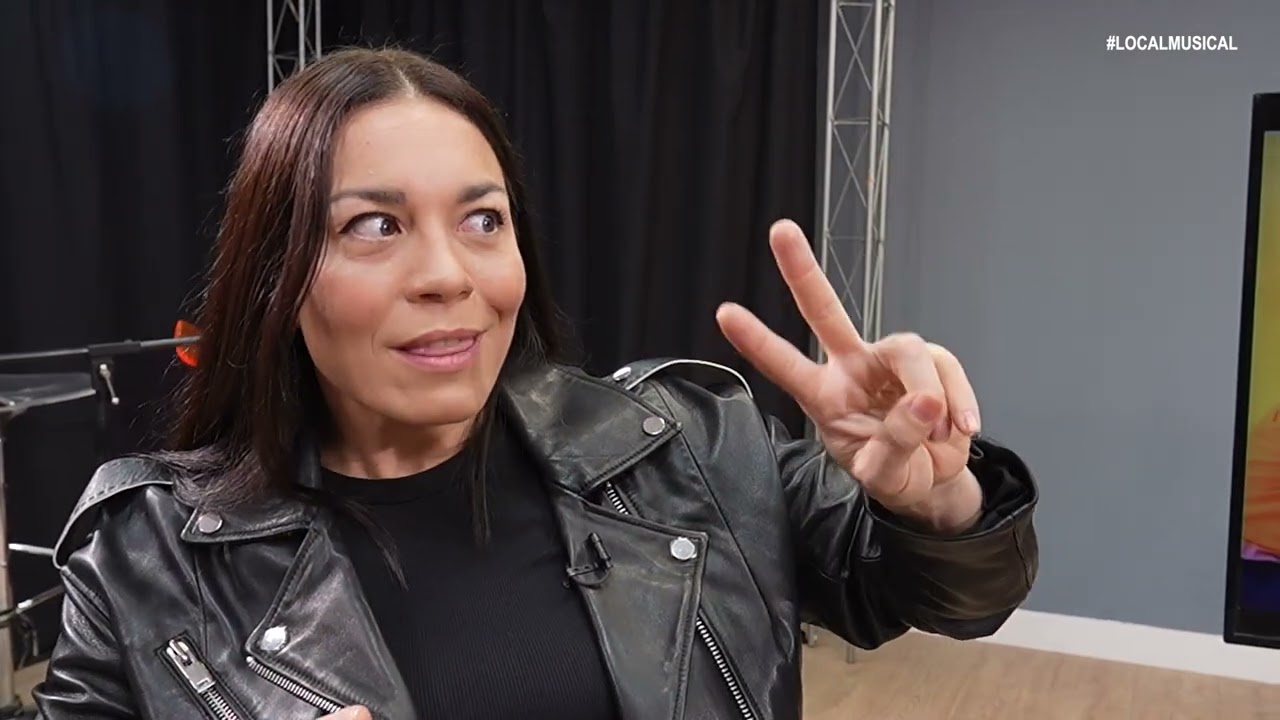 AINHOA CANTALAPIEDRA NOS PRESENTA 