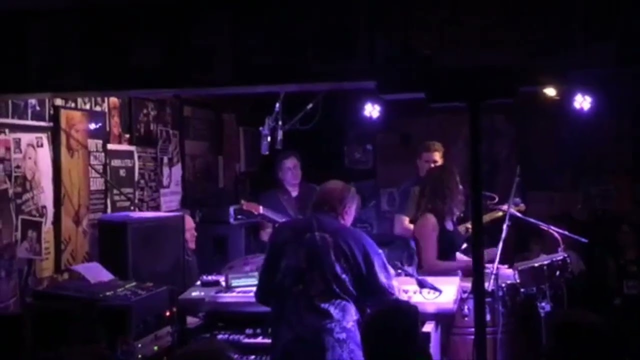 Nick Kellie guitar solo with Brian Auger Oblivion Express