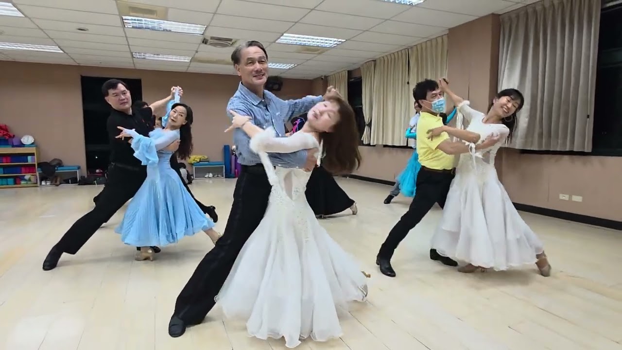 冰雪奇緣 Waltz 高雅氣質多美麗 華爾滋 蔡輝煌 和 中原大學推廣帥哥美女