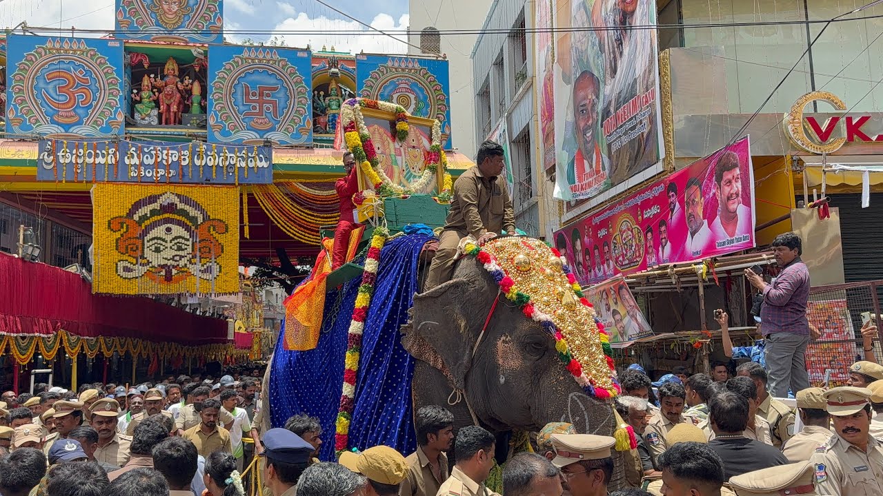 Secunderabad Bonalu 2025 | Ambari Uregimpu at Secunderabad Ujjaini Mahankali Temple | Bonalu 2025