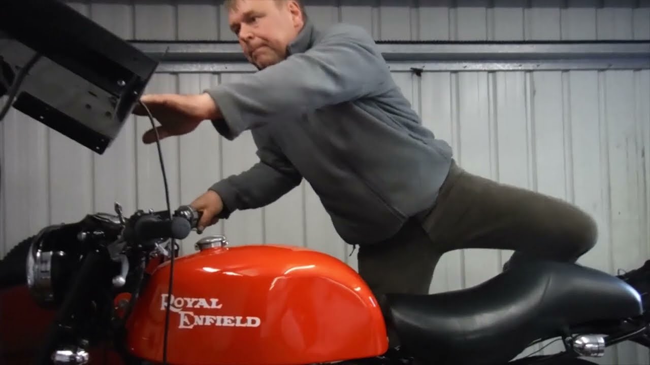 Royal Enfield Bullet 500 dyno runs, Asbo No 4 power graphs, inlet cam timings discussed and compared