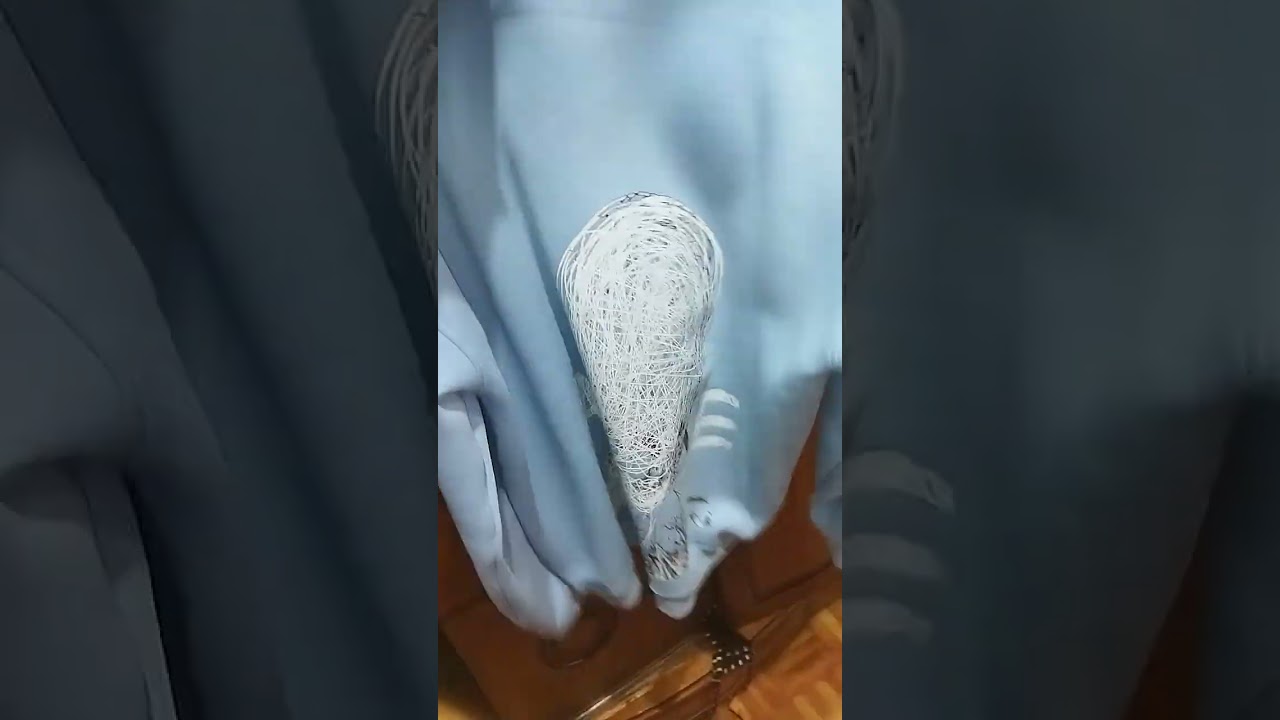 تعالو معايا نختار من دولاب اخويا لبس 