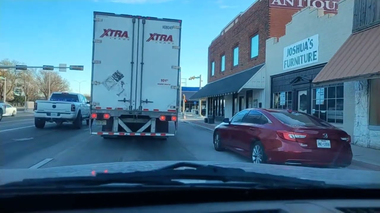Nómada explorando rumbo a Walmart 