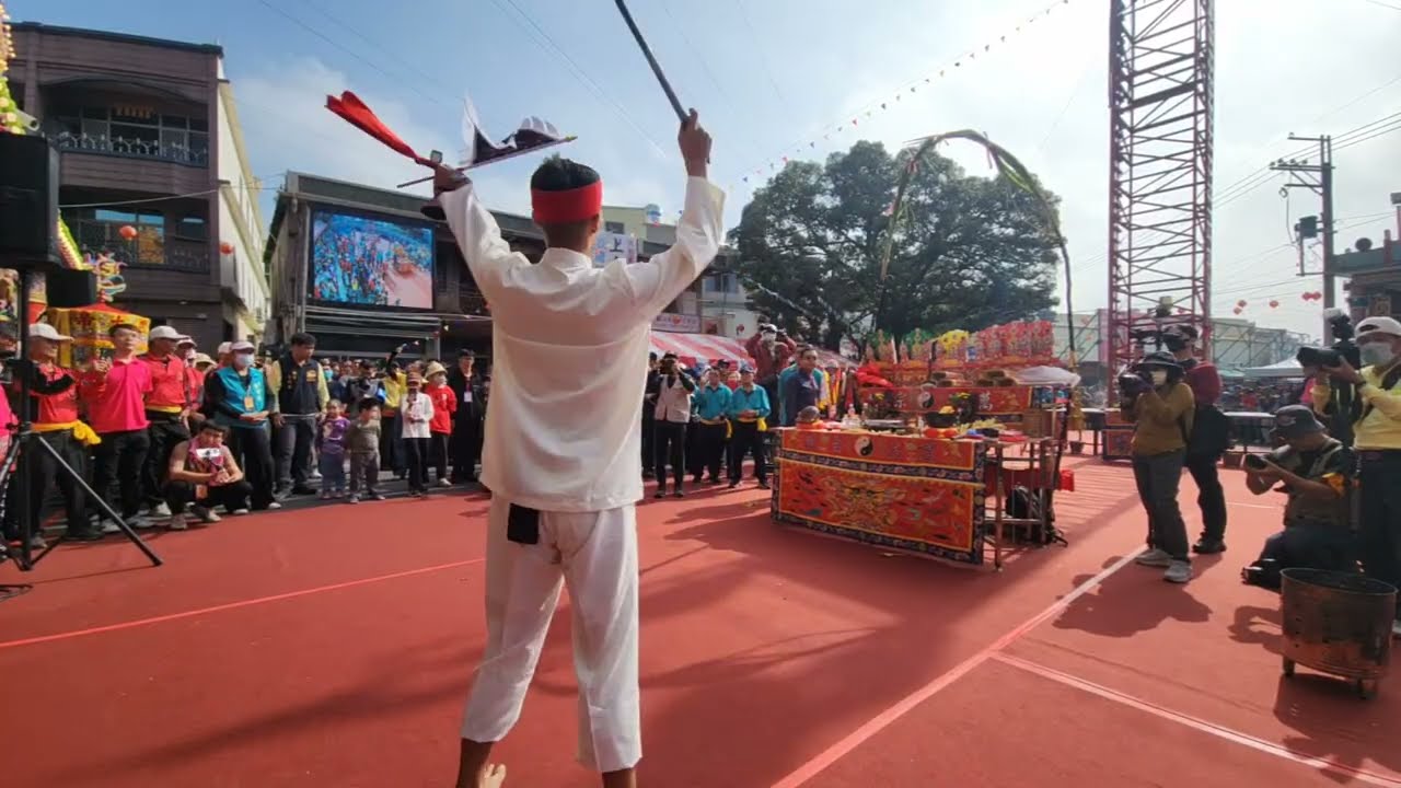 〔Live 直播地點:大社青雲宮〕2025/12／21高雄大社青雲宮神農大帝二祖金乩午時出禁登梯大典