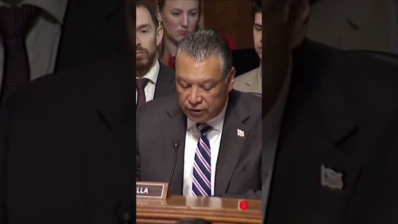 Алекс Падилья раскритиковал Трампа за то, что тот перетянул внимание на себя в честь 250-летия СШ...