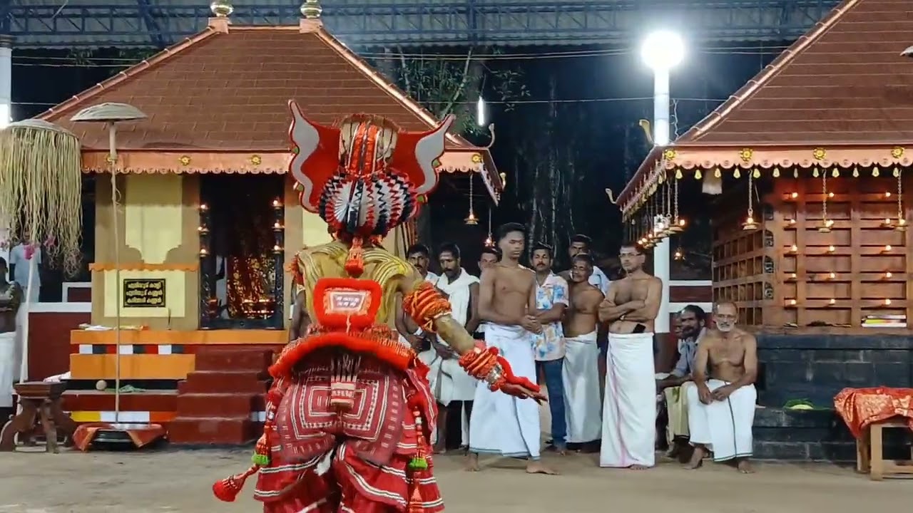 അതിയടം പാലോട്ട് കാവ് വിഷു വിളക്ക് മഹോത്സവത്തിൽ നിന്നും