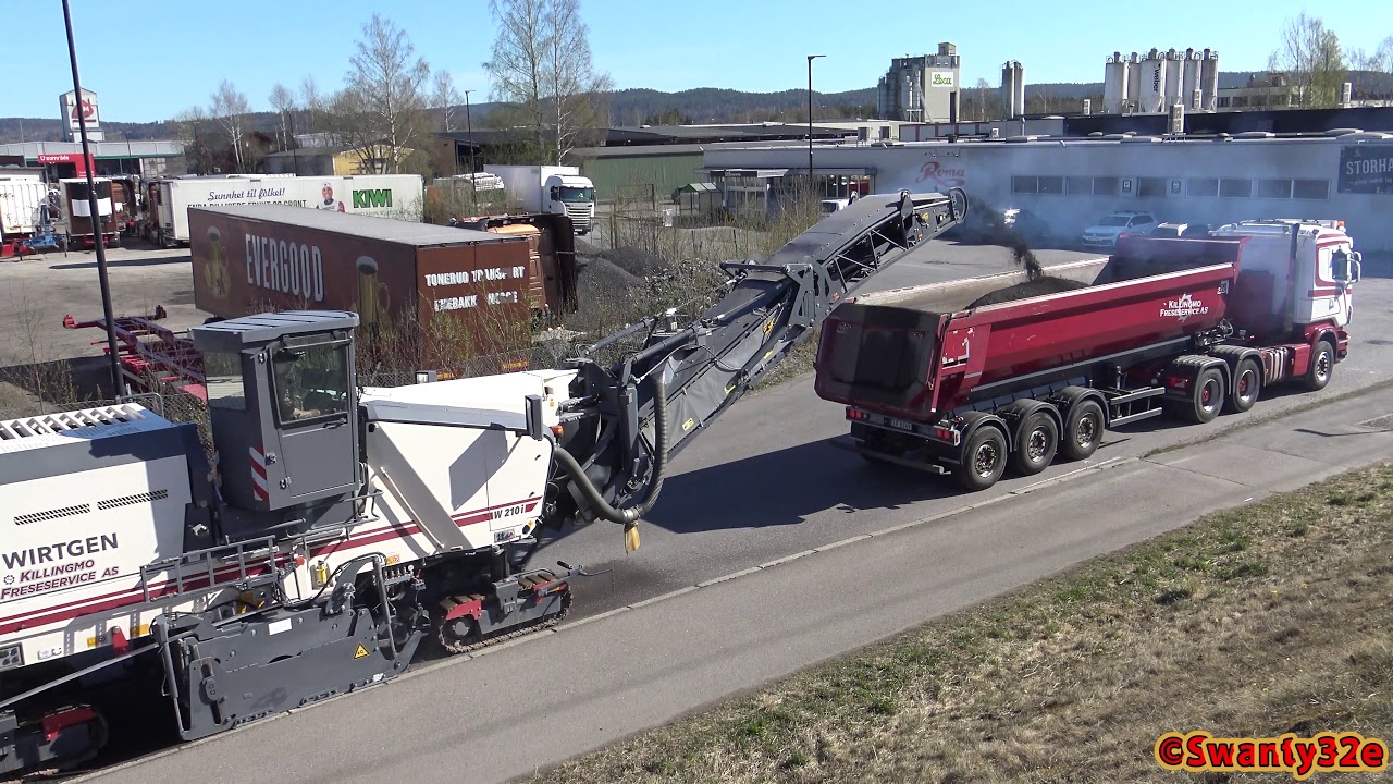 4K| Asphalt Milling With Wirtgen W210i Milling Machine And Scania R560 Semi Truck