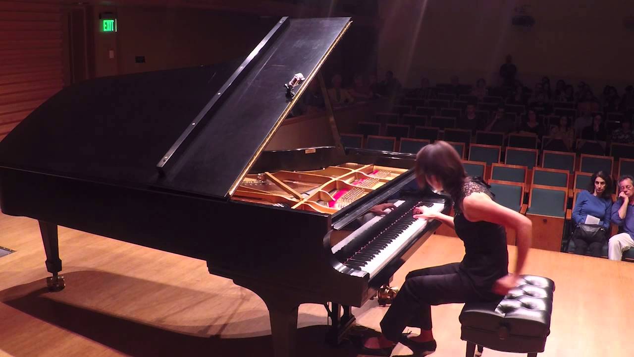 Eunmi Ko - She rose, and let me in: Scottish Variations and Fugue (2013)