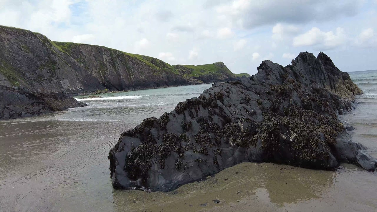 Nuo&scaron;alus paplūdimys Traeth Llyfn