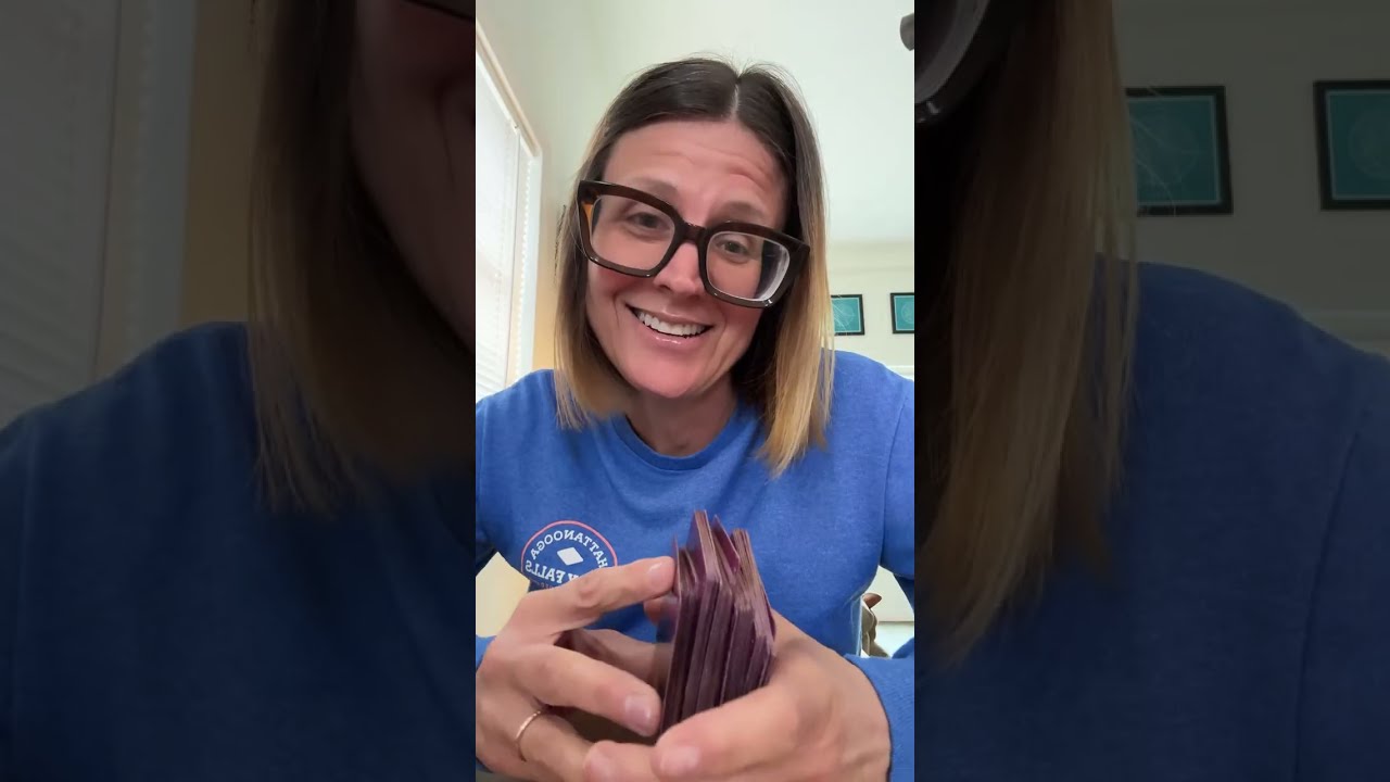 A Mom with a Tarot Deck is live!