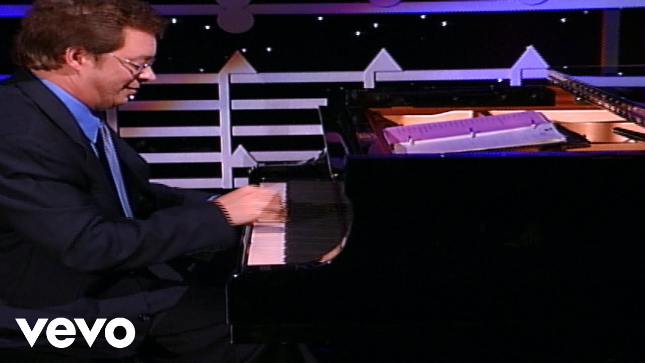 Bill & Gloria Gaither - Exodus [Live] ft. Anthony Burger