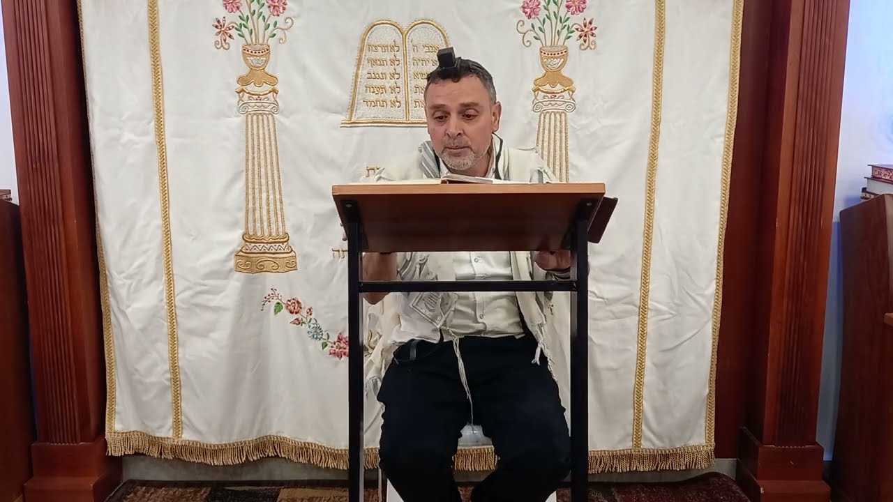 סיום מסכת סנהדרין, בבית כנסת 