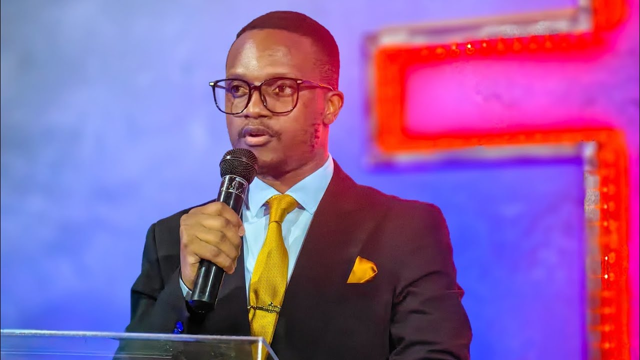 Pastor Dilas Mntungwa - Intshumayelo /Preaching Kwandengezi 