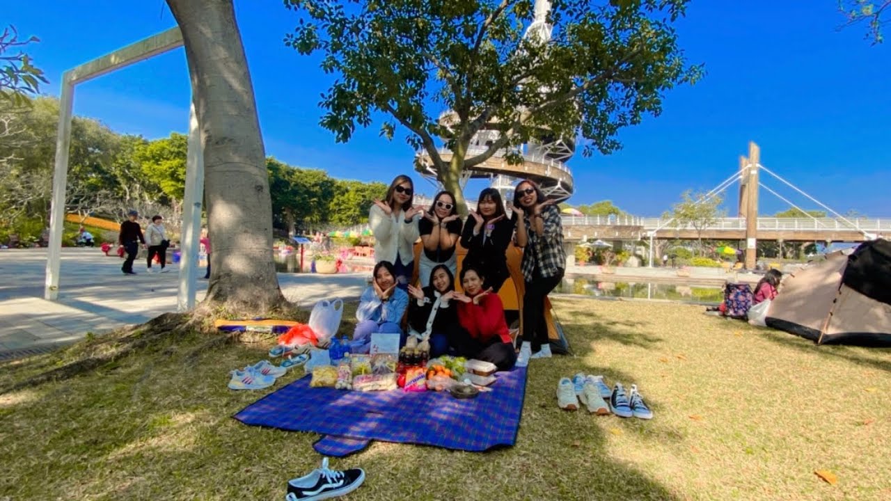 Piknik di taipo waterfront park
