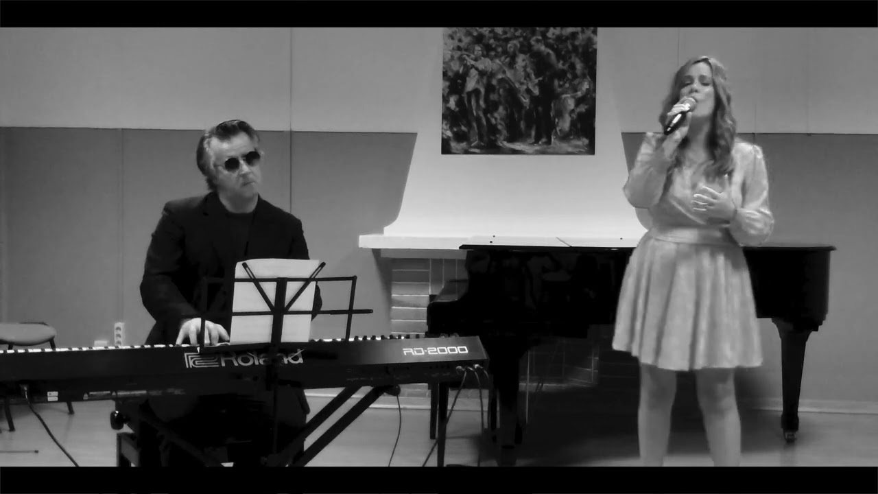 1000 years - Ceremony Music - Female Pop Voice and Piano