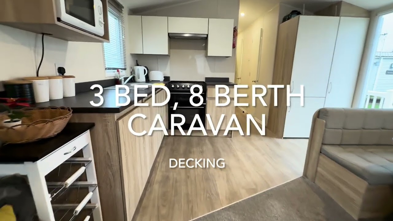 27471SW⭐ – Seawick, 3 bed, 8 berth caravan with decking, D/G & C/H