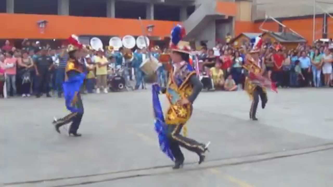 CAPITANAS DE RAQUIA _ Banda Show Filarmònica Llipa