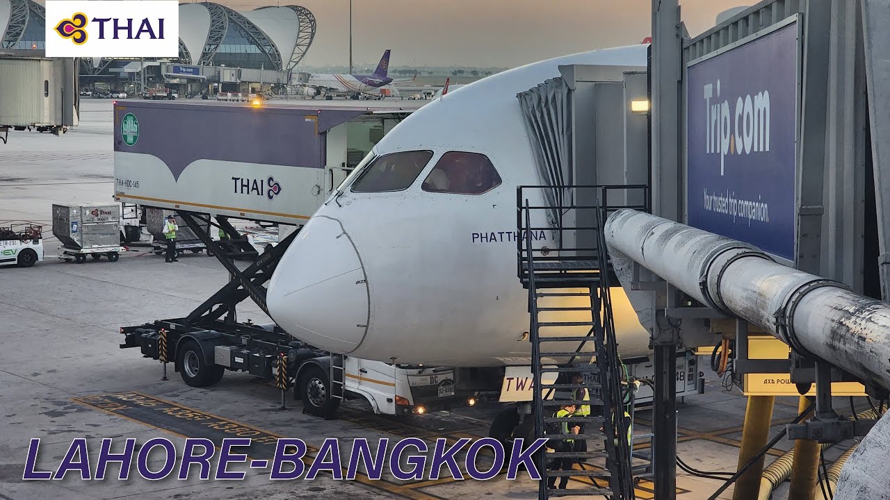 Thailand's National Carrier to Bangkok || Thai Airways || Boeing 787-9 || CraXy Vlogs