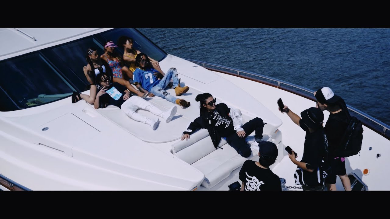 Lil Guilty(MaisonDe) - SHAKE YOUR ASS (Official BTS)