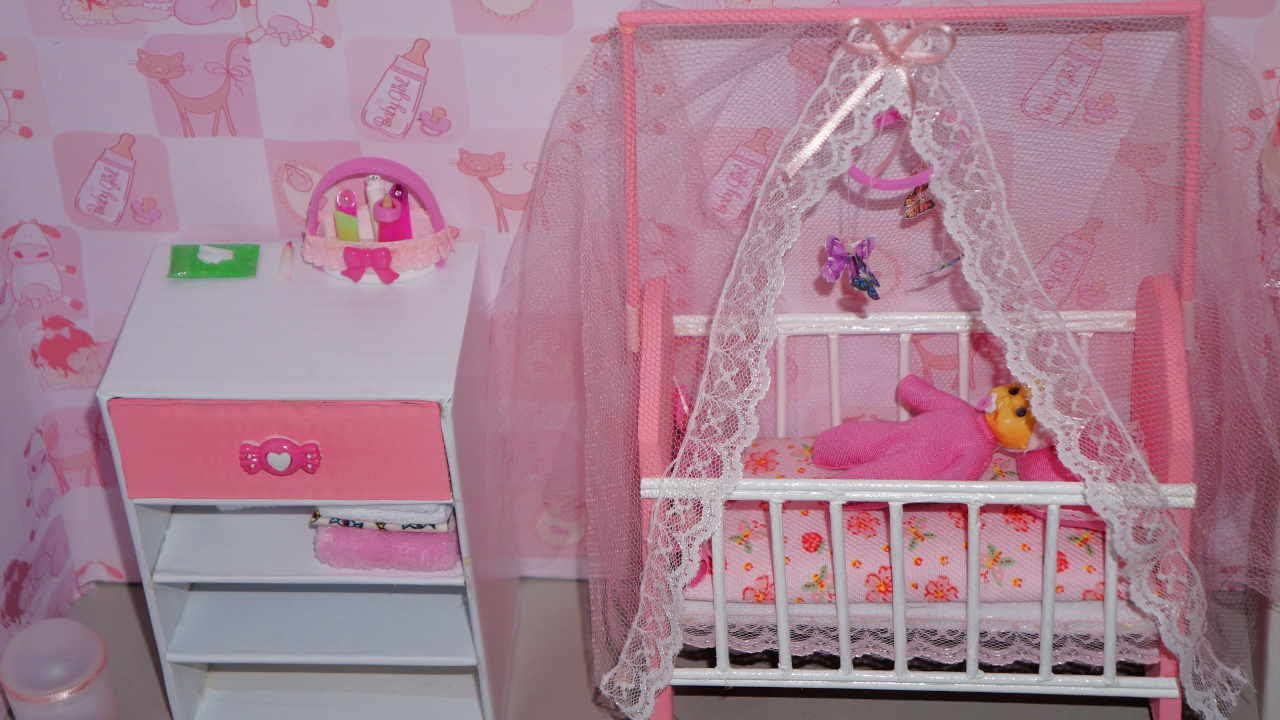 Como fazer um berço (parte 2) para boneca Monster High, Barbie, etc