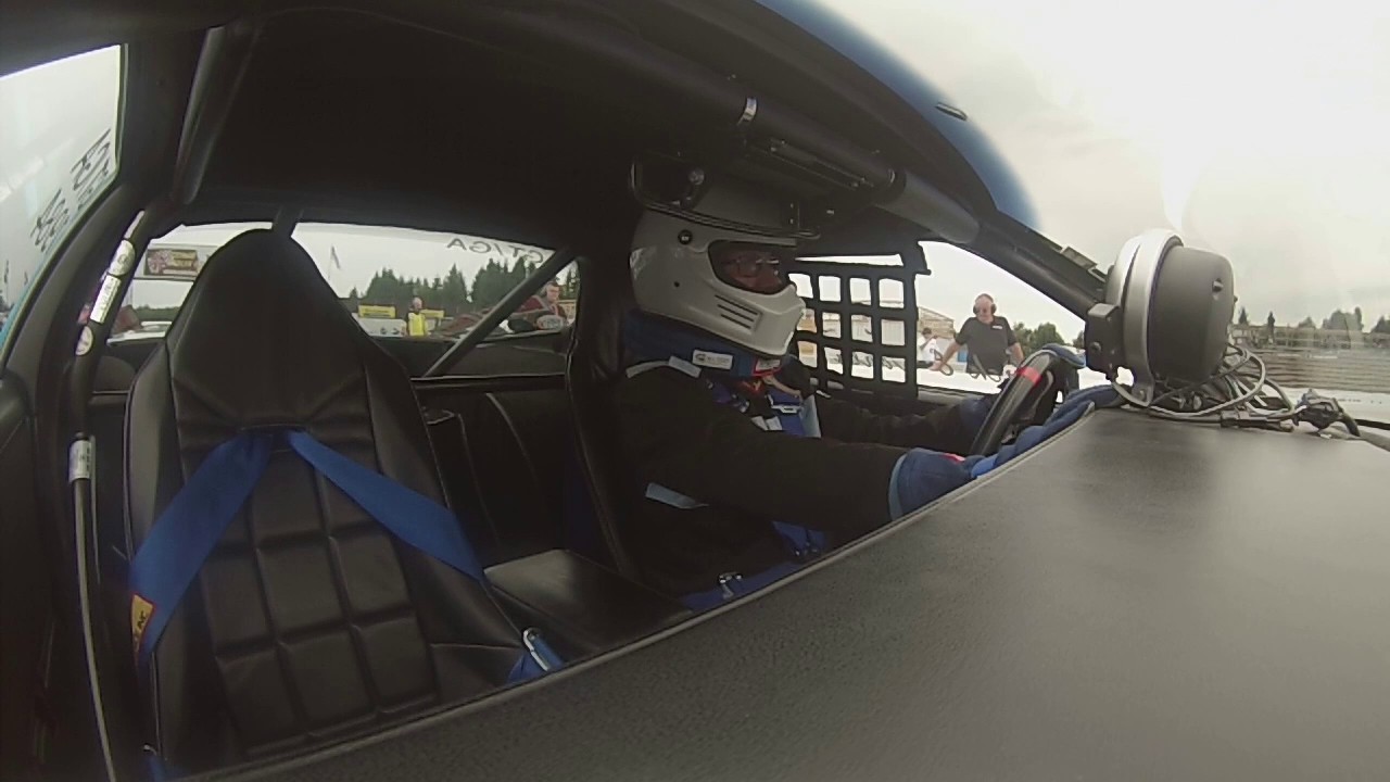 Checking up on the driver... at Gardermoen Raceway