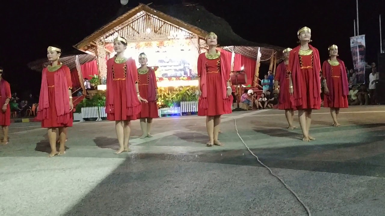 Tari nias Barat