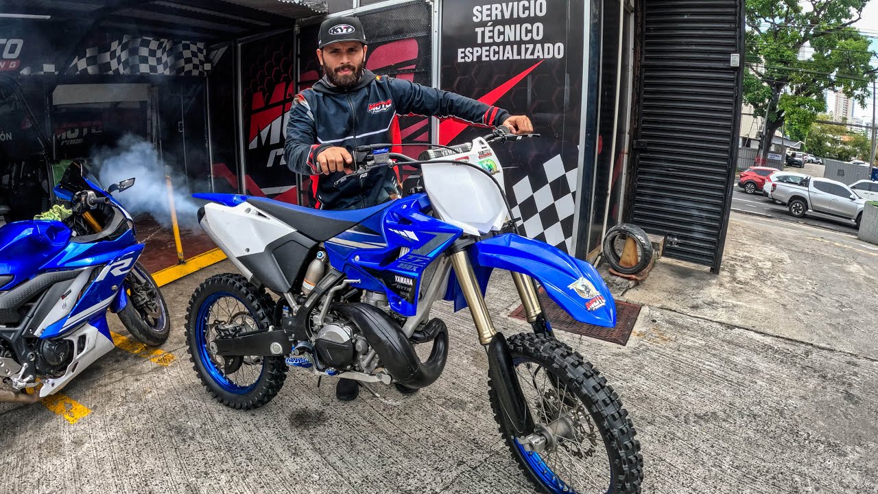 Encendimos la Yamaha YZ 250 2-Tiempos