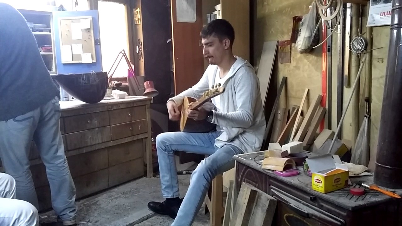 Gökhan KOÇAK-Ali ELÇİ Usta'nın Saz Evinden-1