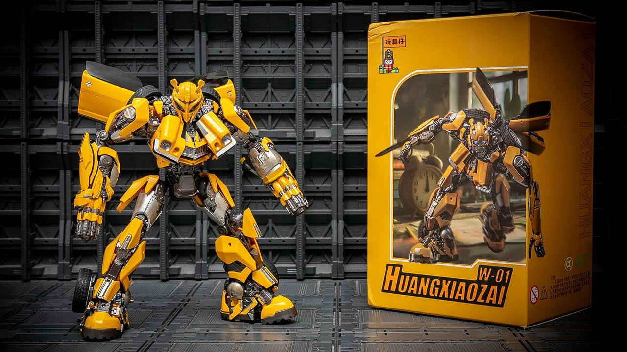 Review of the Transformers BumbleBee DLX Scale Toy: The most realistic transformation into a car ...